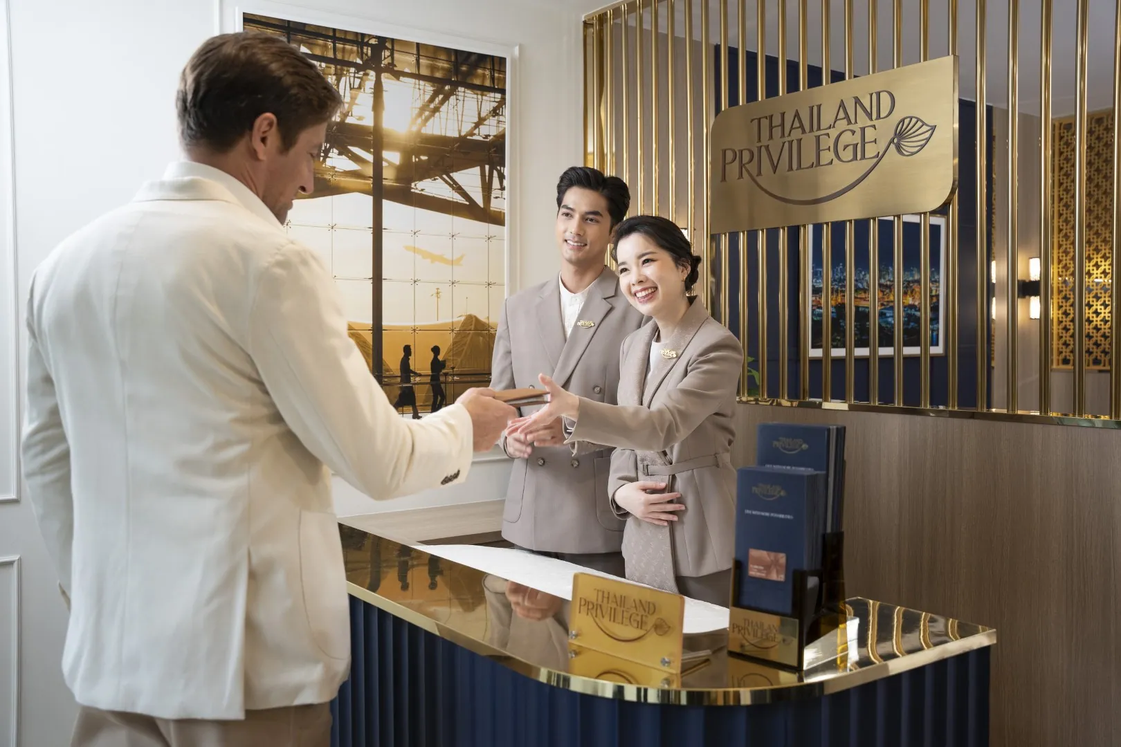 Thailand Privilege liaison staff greeting a member arriving at the Suvarnabhumi VIP lounge