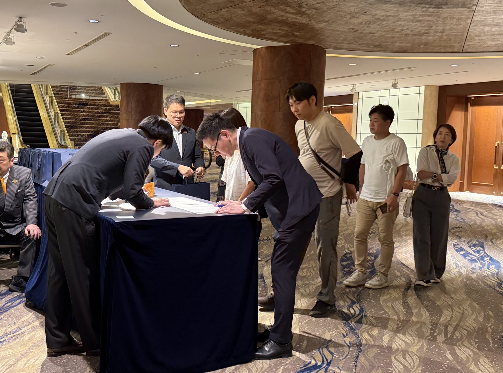 Daimaru Trading team welcoming guests at the Japan Road Show 2026 Tokyo reception